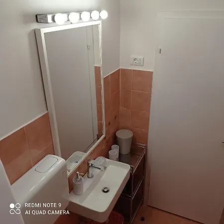 Monas Ii Apartment Pjescana Uvala